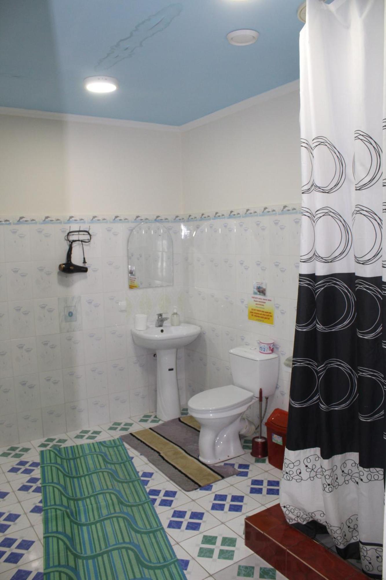 Guest House Emily Bokonbayevo Bagian luar foto